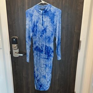 Blue Tie-Dye Long Sleeve Dress